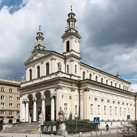 Park Krochmalna Atelier, Rondo Onz Metro * Varsavia