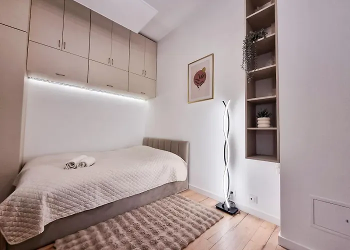 Park Krochmalna Atelier, Rondo Onz Metro Apartman *